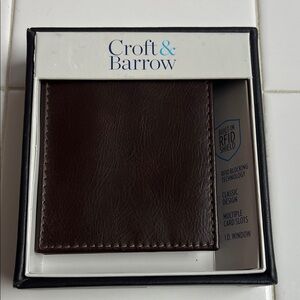Croft and Barrow men’s wallet New with tag RFID boxed
